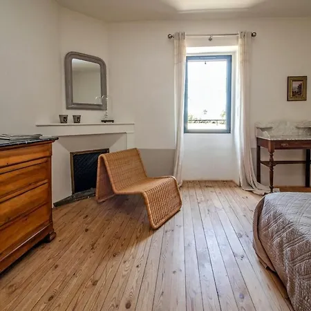 Vakantiehuis Maison De Charme - 250m2 - Calme - Jardin