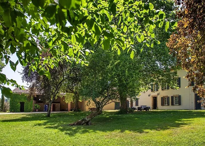 Maison De Charme - 250m2 - Calme - Jardin Casa de Férias