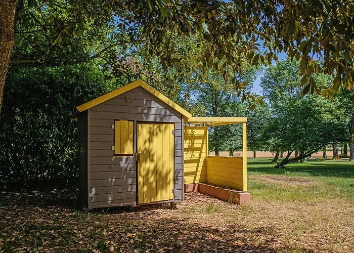 Maison De Charme - 250m2 - Calme - Jardin *